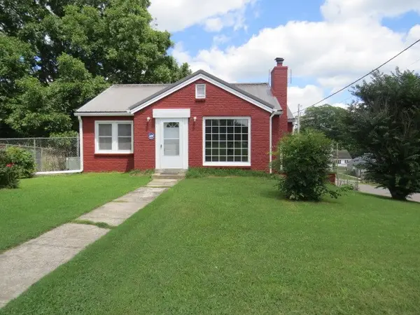329 S Ingram St, Pulaski, TN 38478