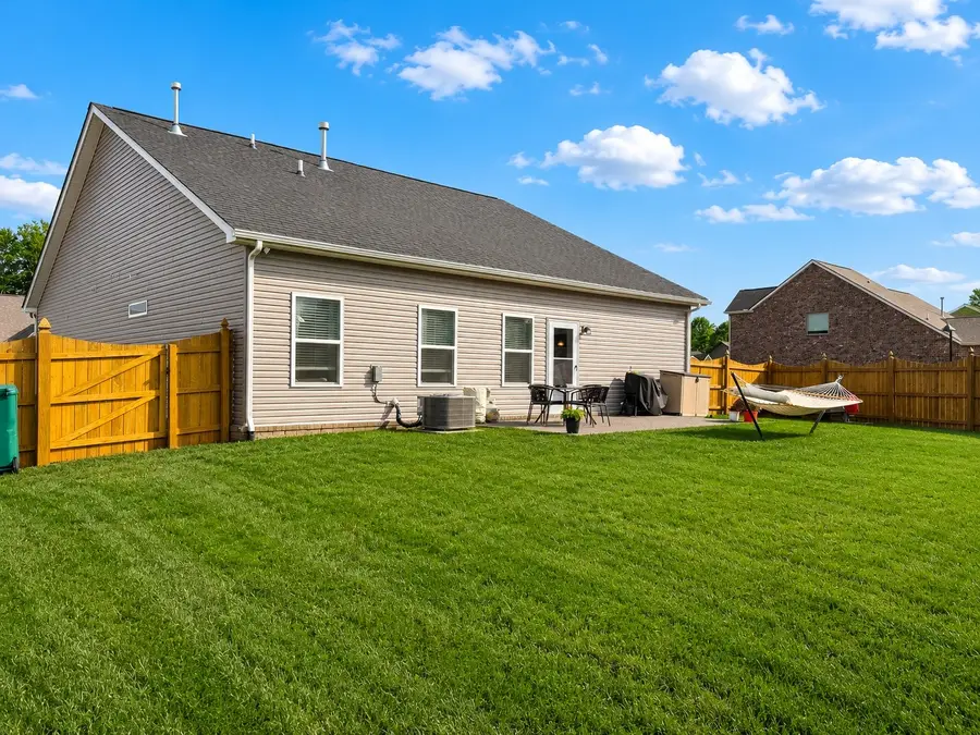 131 Crabourne Dr, White House, TN 37188 - #2