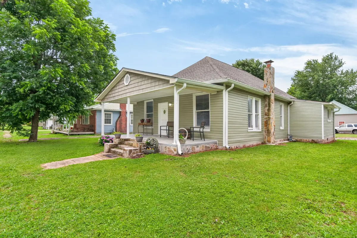 491 Piccadilly Ave, Spring City, TN 37381 - #1