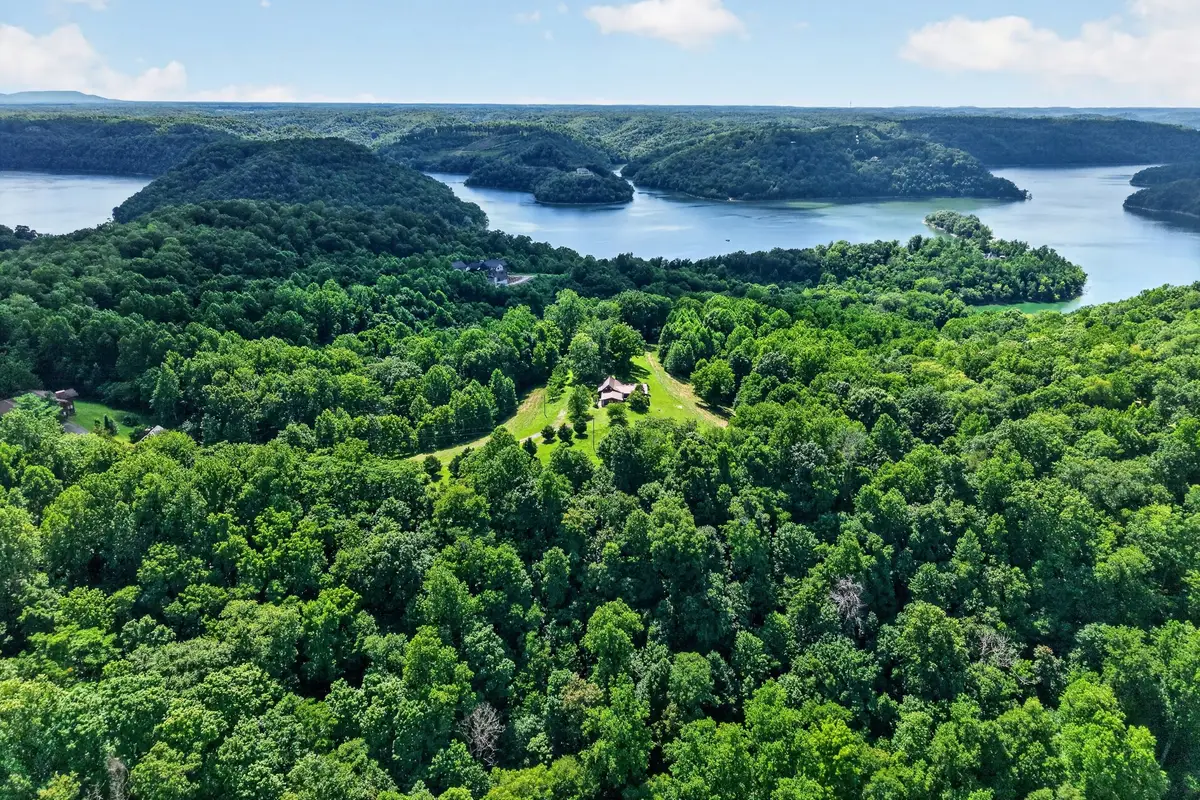 280 Timber Ln, Sparta, TN 38583 - #1