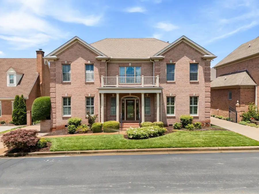 111 Carriage Way, Hendersonville, TN 37075 - #2