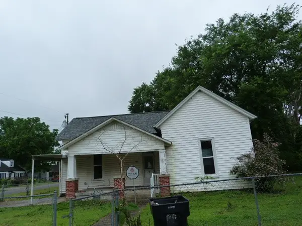 410 S Franklin St S, Tullahoma, TN 37388