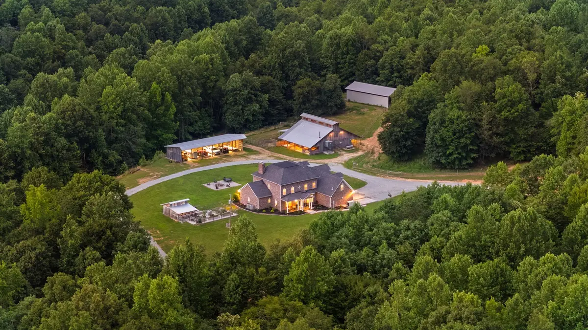 144 Abberly Ln, Hohenwald, TN 38462 - #1