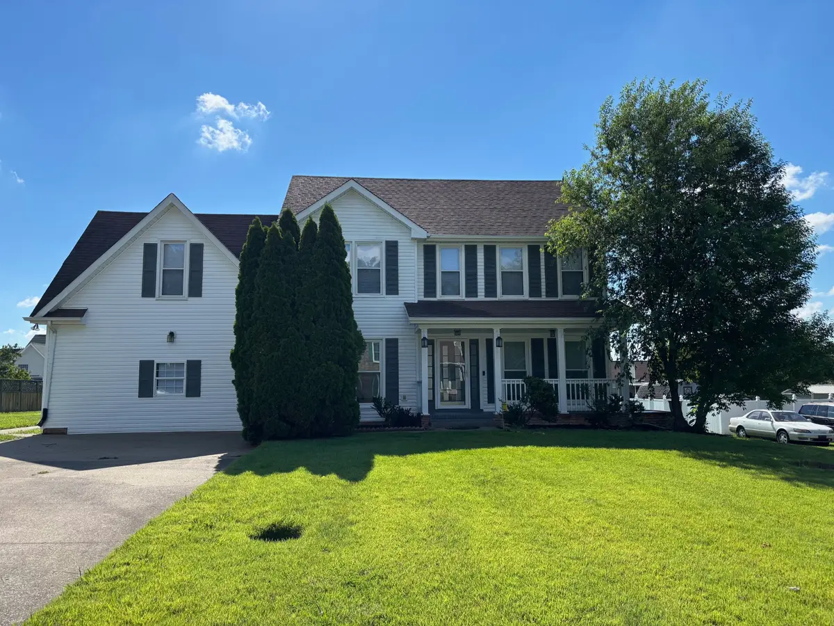 3321 Greenspoint Dr, Clarksville, TN 37042 - #1