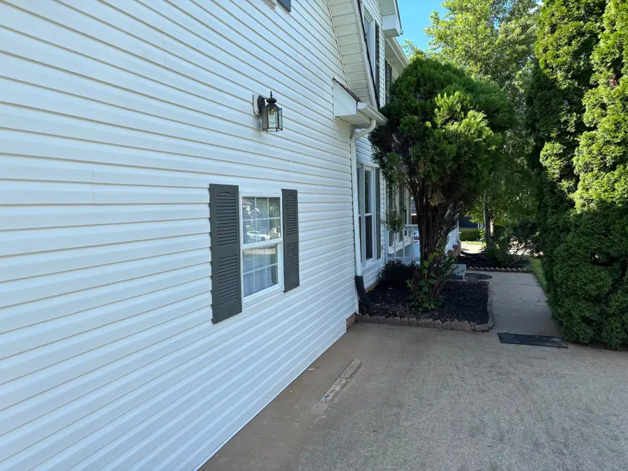 3321 Greenspoint Dr, Clarksville, TN 37042 - #3