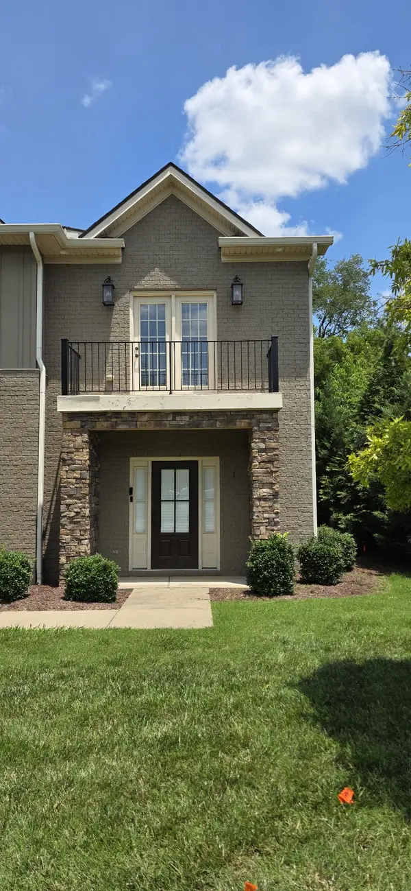 315 E Clark Blvd #J, Murfreesboro, TN 37130