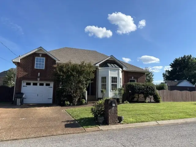 127 Iroquois Dr, White House, TN 37188 - #1
