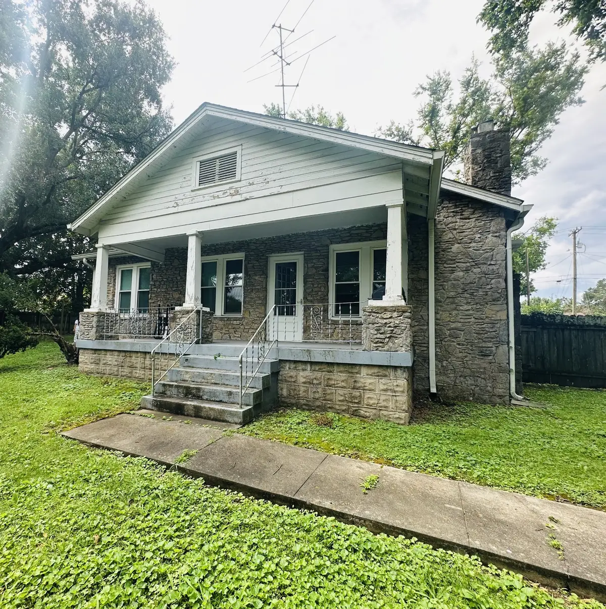 3023 Lyndale Dr, Nashville, TN 37207 - #1