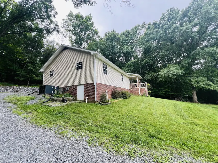 318 Molino Rd, Fayetteville, TN 37334 - #2