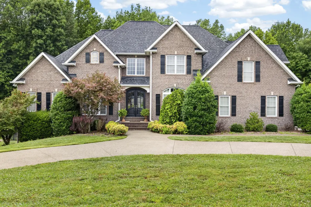 329 New Heritage Dr, Cookeville, TN 38506 - #1