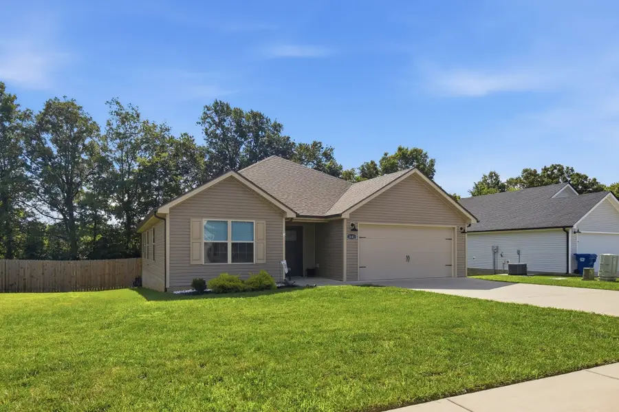 1441 Fredrick Dr, Clarksville, TN 37042 - #2