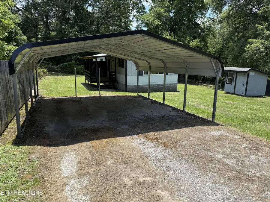 119 Clayborn Ave, Jamestown, TN 38556 - #2