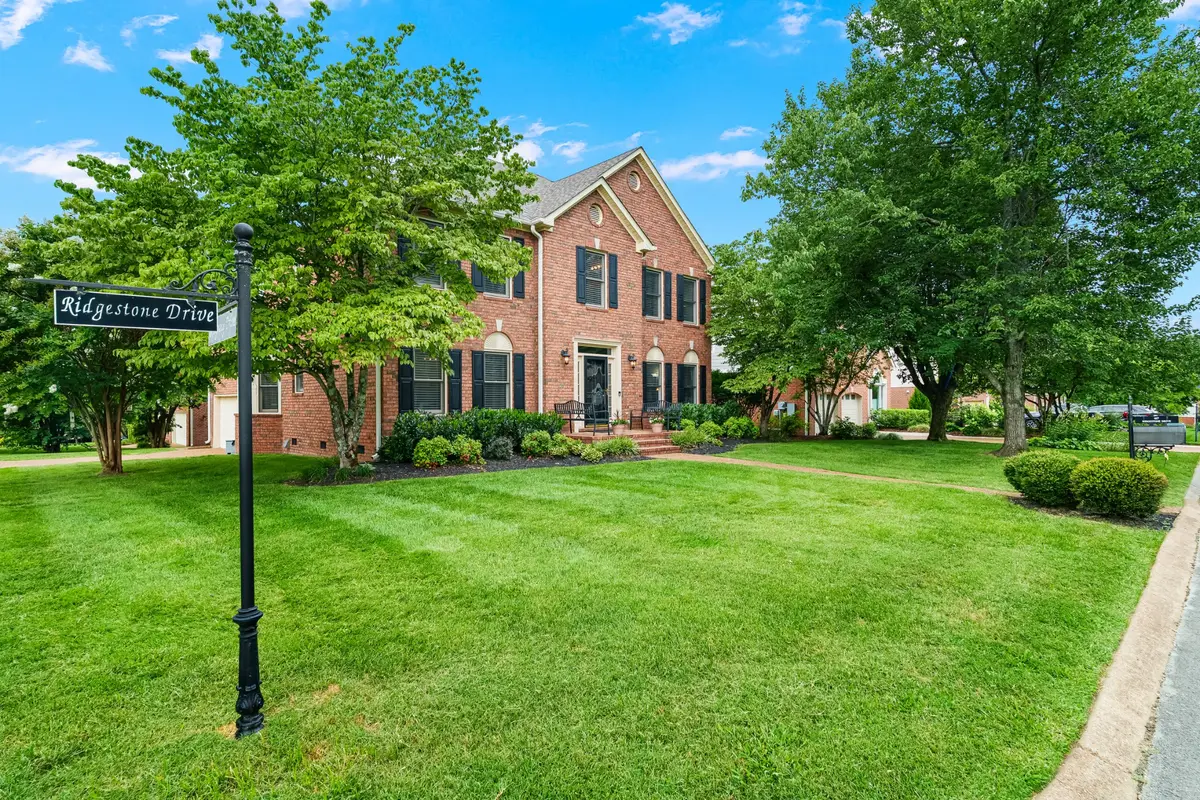 417 Ridgestone Dr, Franklin, TN 37064 - #1