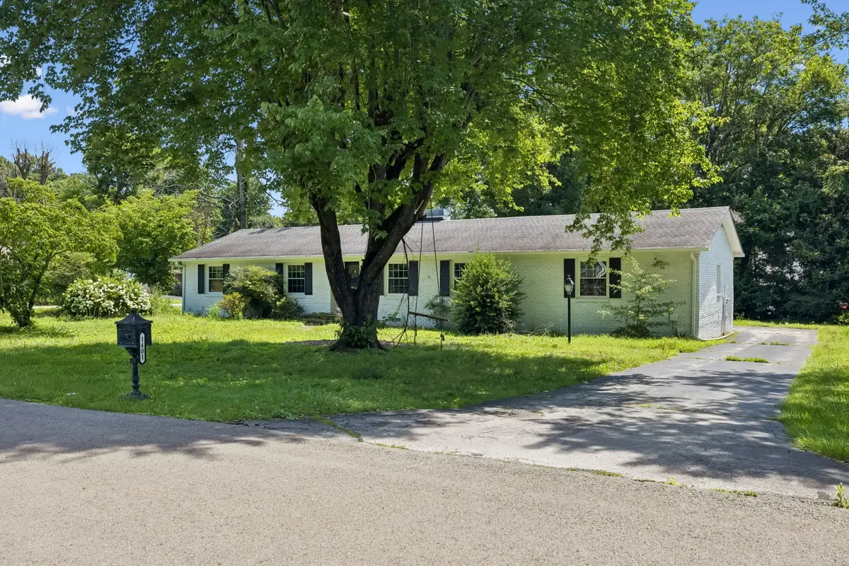 1401 Manor Rd, Columbia, TN 38401 - #1