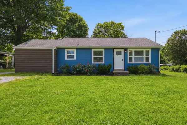825 Spencer Ave, Gallatin, TN 37066