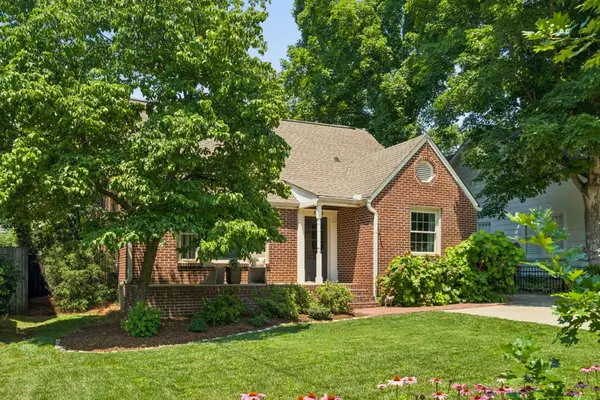 2602 W Linden Ave, Nashville, TN 37212