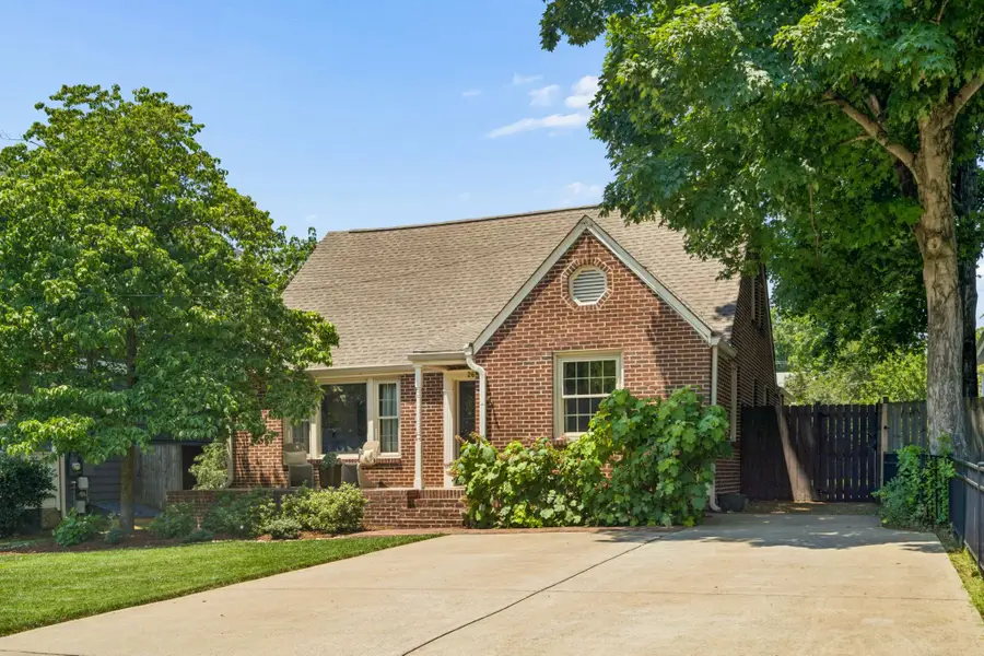 2602 W Linden Ave, Nashville, TN 37212 - #3