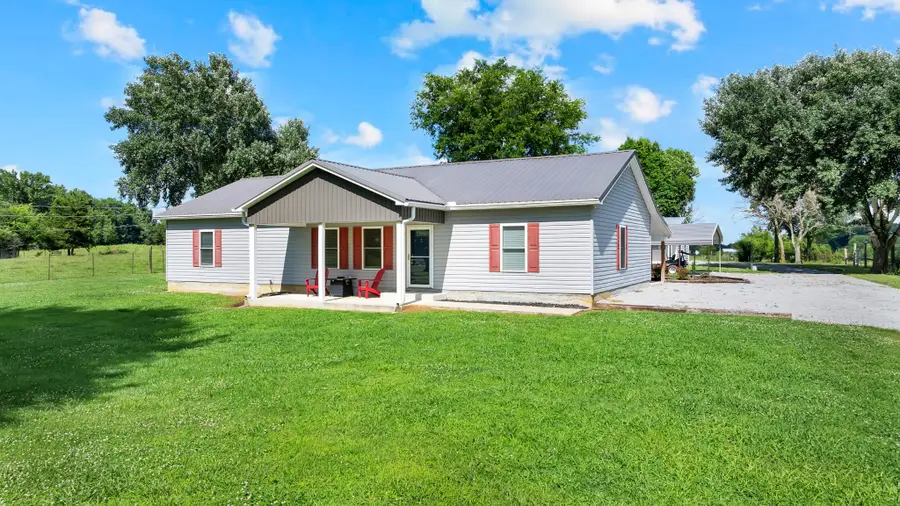 257 Whitaker Rd, Shelbyville, TN 37160 - #2