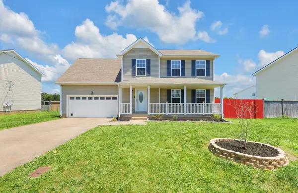 1271 Archwood Dr, Clarksville, TN 37042