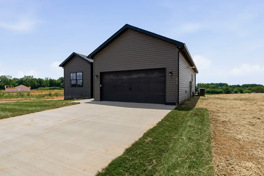 315 Marley St, Scottsville, KY 42164 - #2