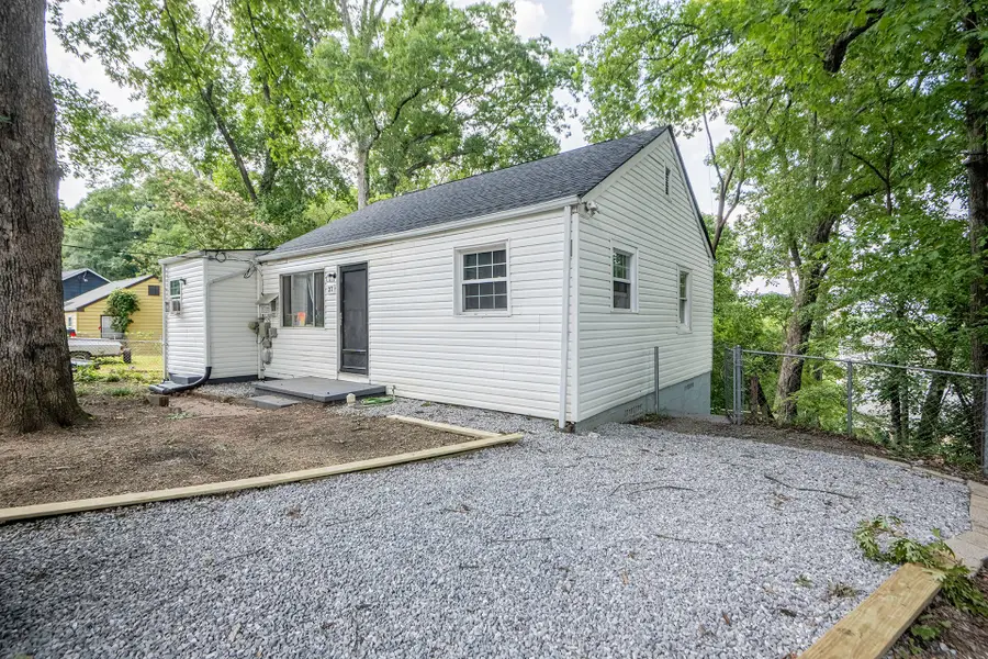 27 W 51st Street, Chattanooga, TN 37410 - #3