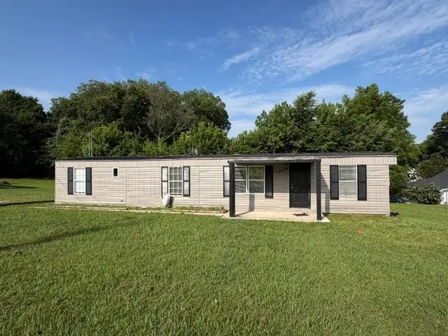 107 Clark St, Estill Springs, TN 37330 - #1