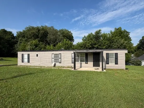 107 Clark St, Estill Springs, TN 37330