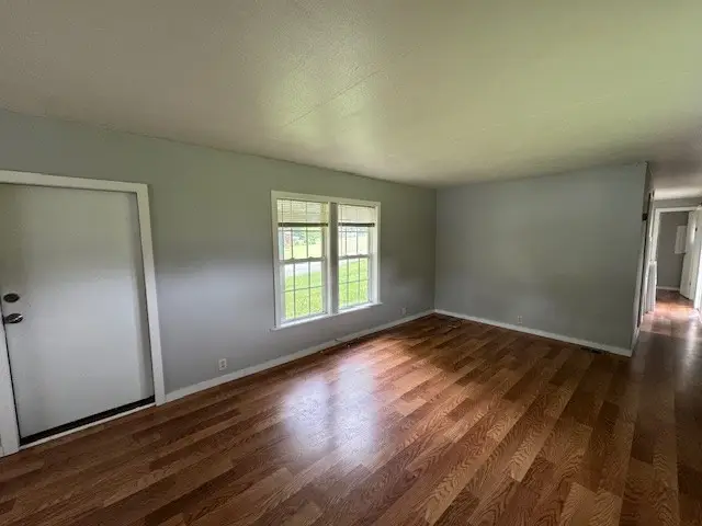 301 Eastbrook Rd, Estill Springs, TN 37330 - #3