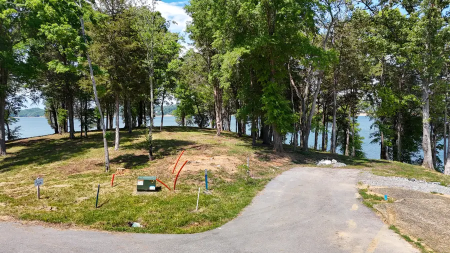 122 Ridge Point Trl, Dandridge, TN 37725 - #3