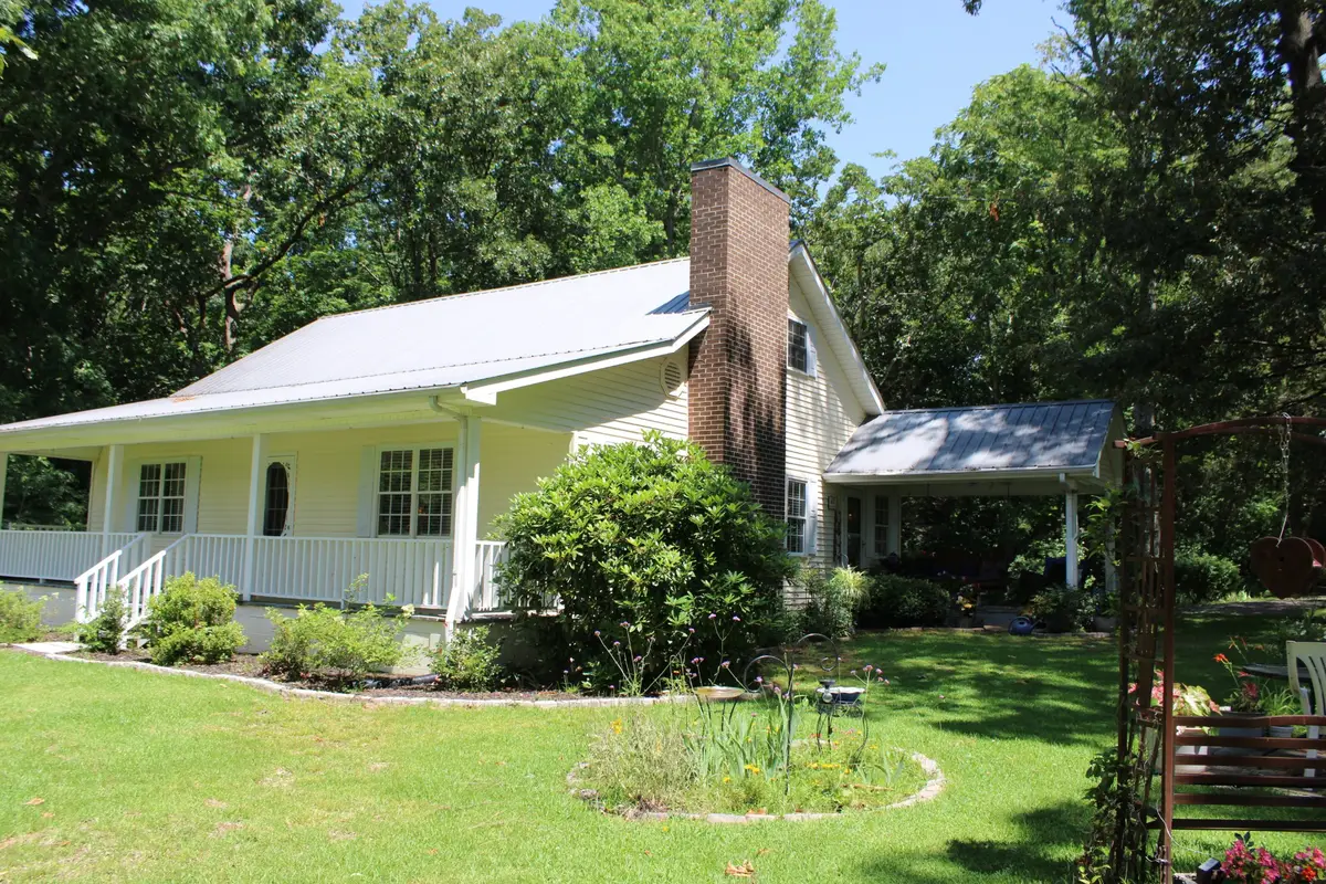 612 Bost Rd, McMinnville, TN 37110 - #1