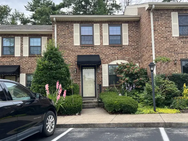 102 Thistle Ln, Hermitage, TN 37076