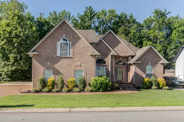300 Artesa Dr, White House, TN 37188