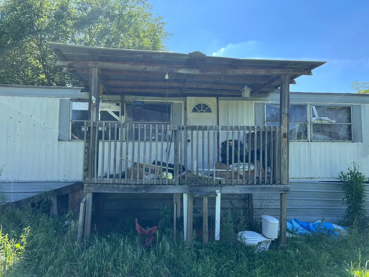 2804 Sweetwater Vonore Rd, Sweetwater, TN 37874 - #1