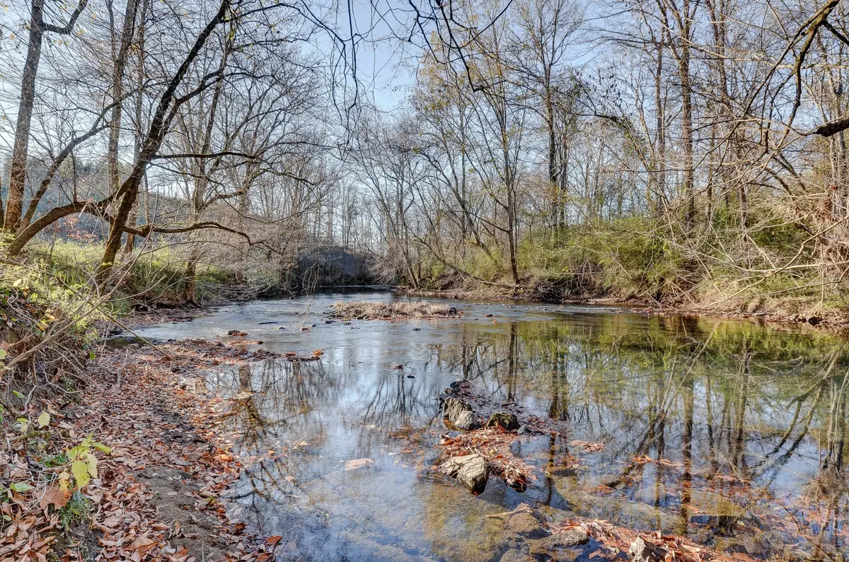 2800 Hills Creek Rd, McMinnville, TN 37110 - #1