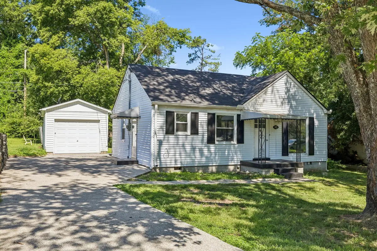 927 Goodbar Dr, Nashville, TN 37217 - #1
