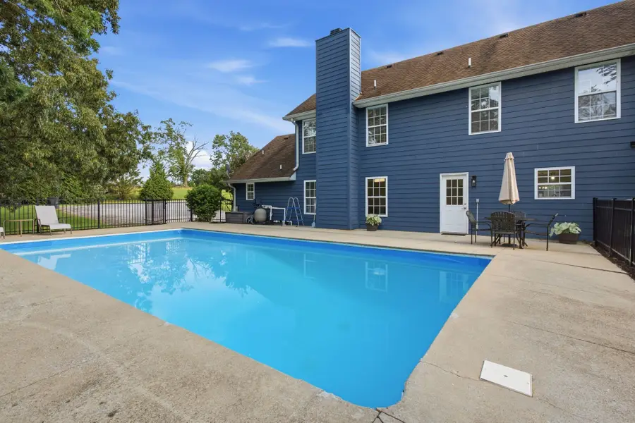 1002 Larkspur Meadows Ln, Portland, TN 37148 - #2