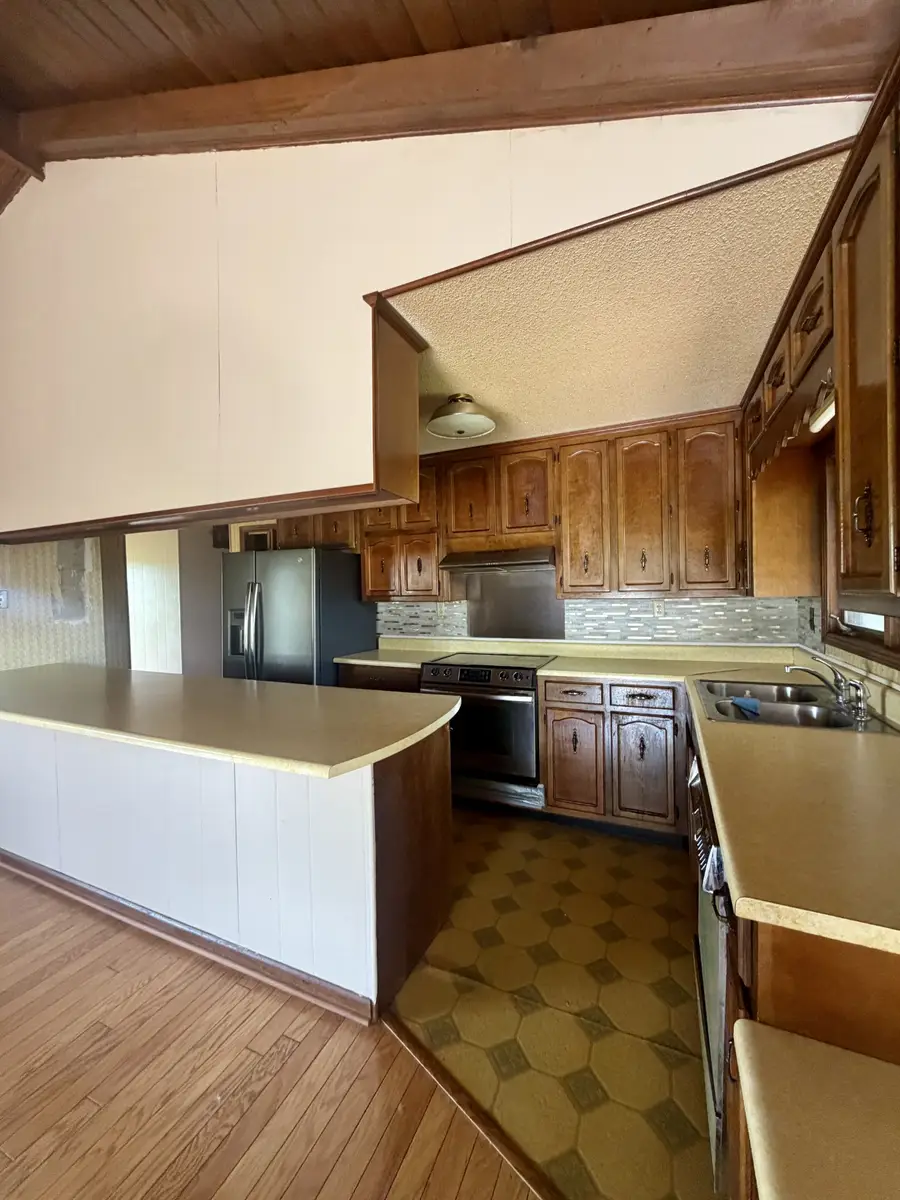 1225 Williams St, Decherd, TN 37324 - #3