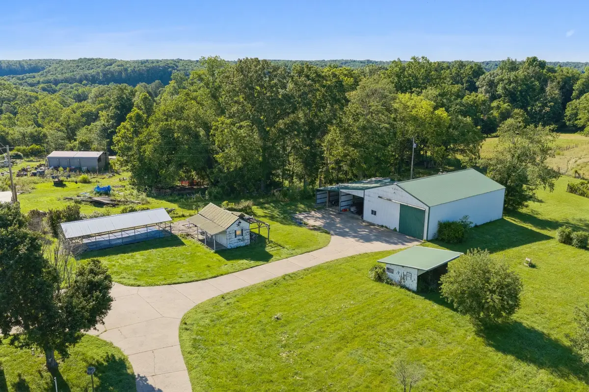 2165 Petty Rd, Charlotte, TN 37036 - #1