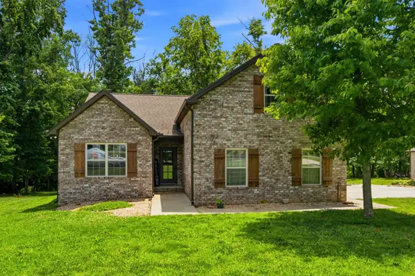 4423 Taylor Rd, Springfield, TN 37172