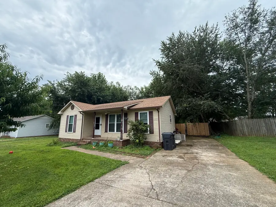 510 Indian Ave, Oak Grove, KY 42262 - #2