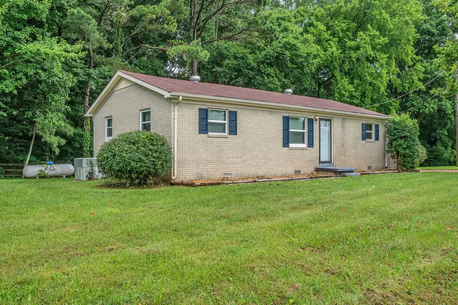 2255 Rose Hill Rd, Pulaski, TN 38478 - #3