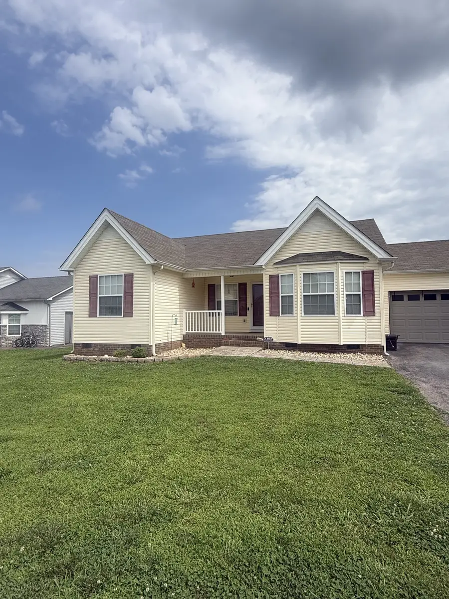 1604 Avers Ave, Columbia, TN 38401 - #2