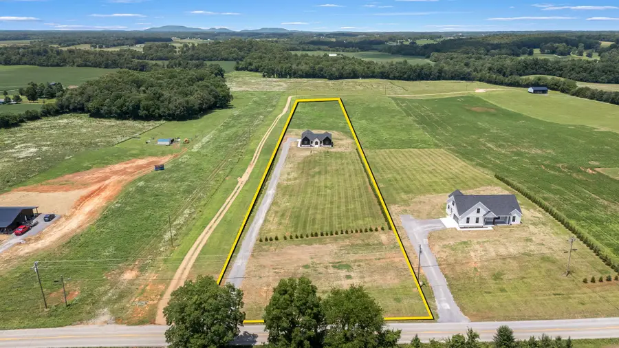 6954 Shebyville Rd, Morrison, TN 37357 - #2