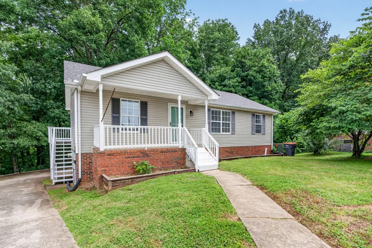 979 Bobcat Dr, Clarksville, TN 37042 - #1