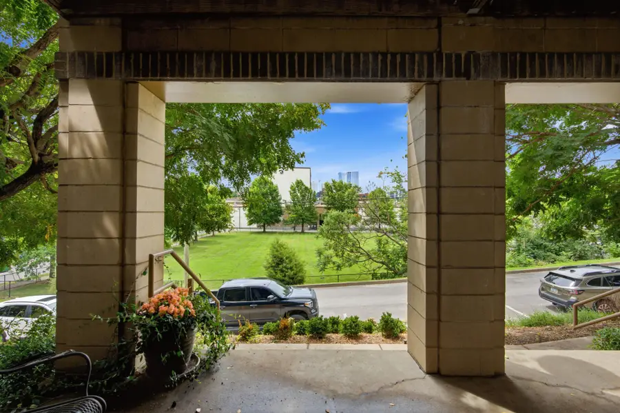 904 Ireland St, Nashville, TN 37208 - #3