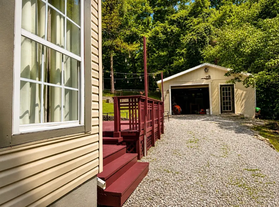 206 Gunter Ridge Rd, Pulaski, TN 38478 - #3