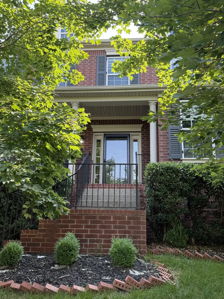 1414 Chantilly Ln, Franklin, TN 37067 - #2