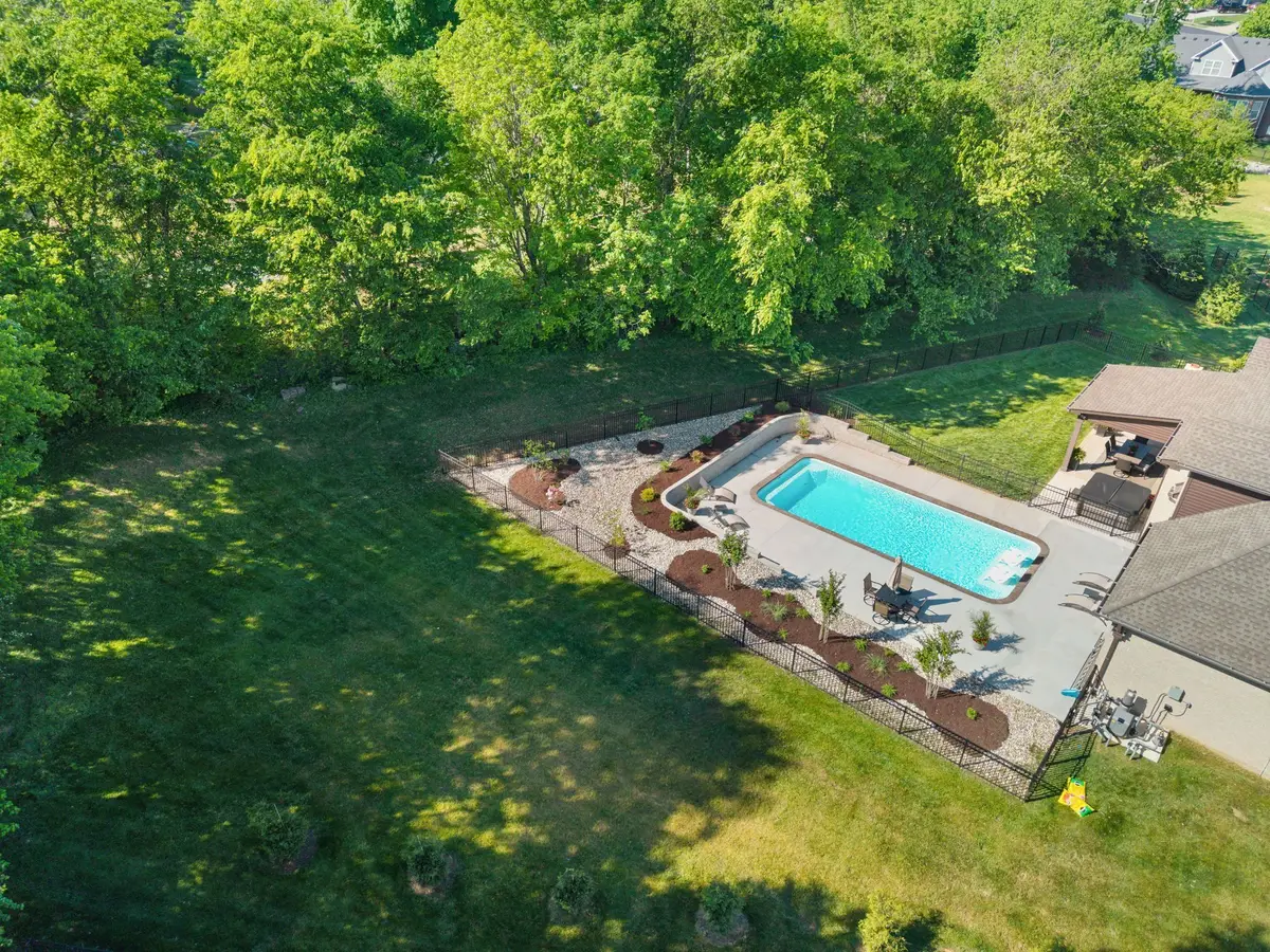 251 Harrowgate Dr, Clarksville, TN 37043 - #1
