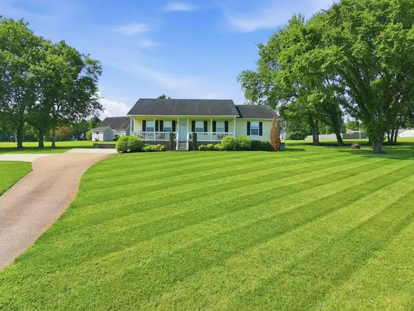 106 Christina Dr, Columbia, TN 38401