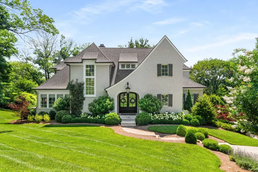4514 Wayland Dr, Nashville, TN 37215 - #2